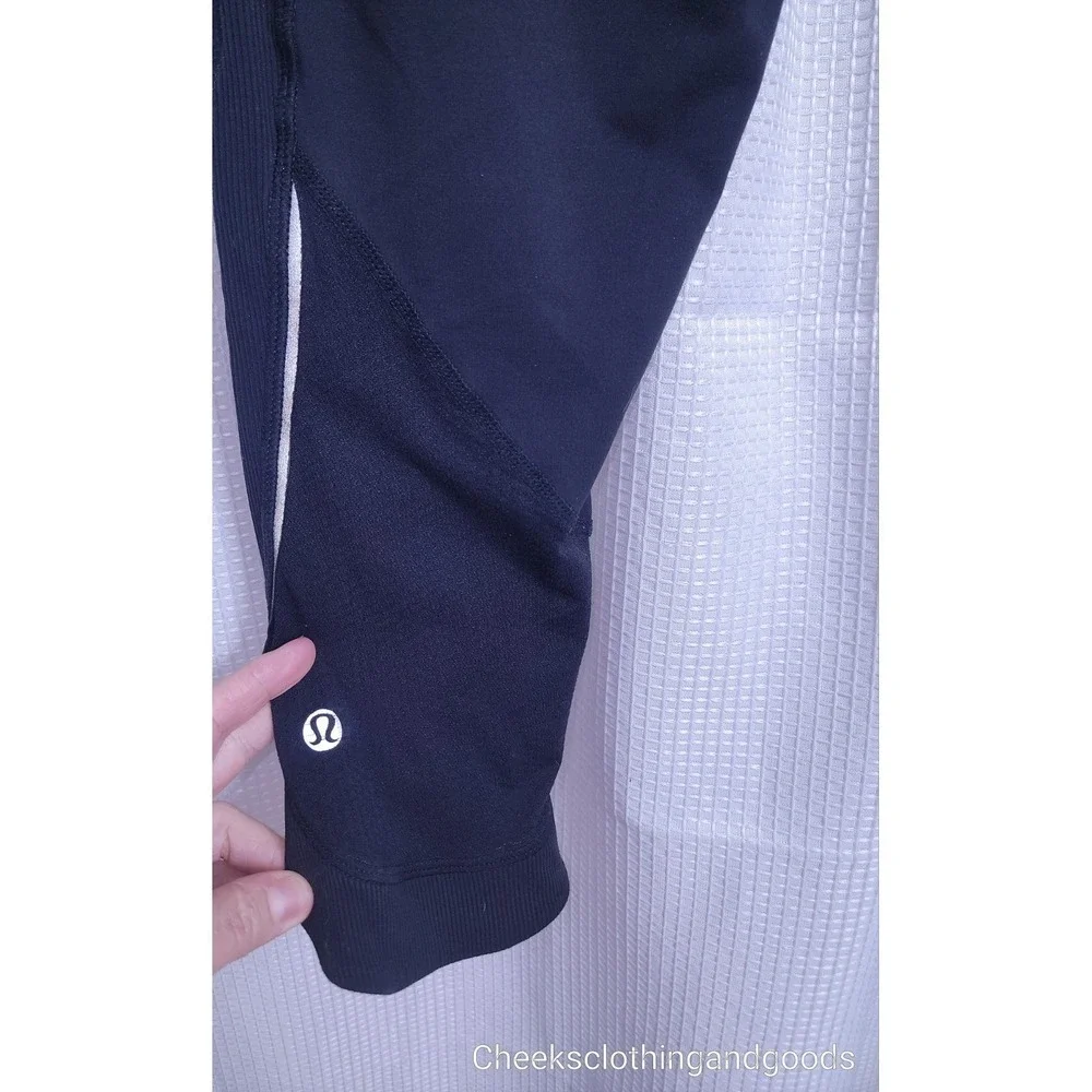 Lululemon 6 Run Chase Me Crop Black Leggings W6718S